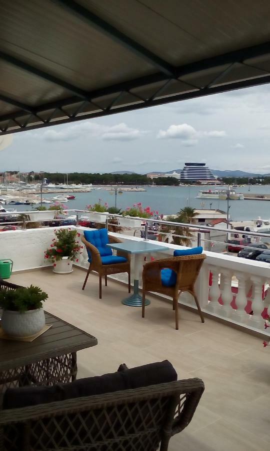 Apartman Zana Водице Екстериор снимка